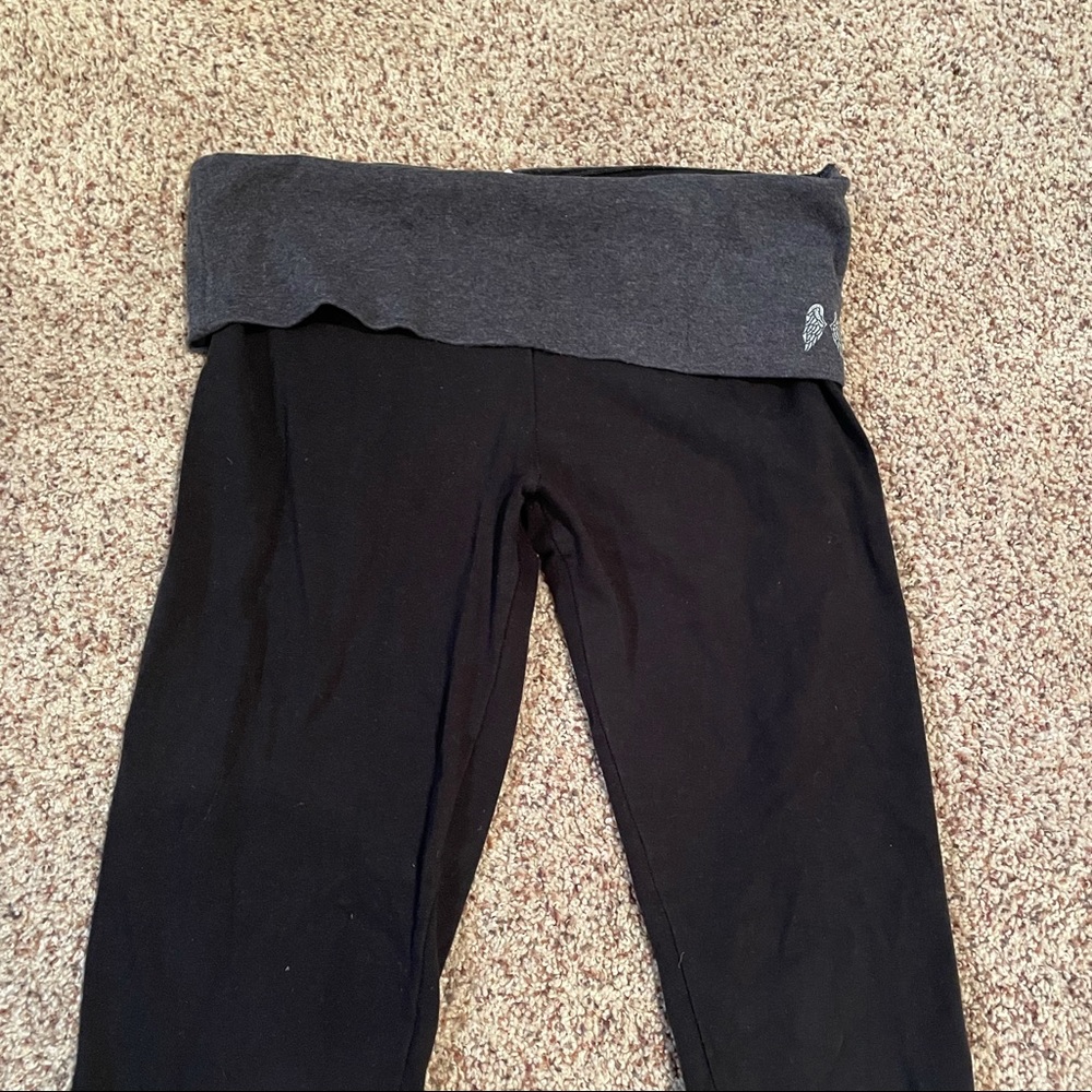 Victoria’s Secret leggings